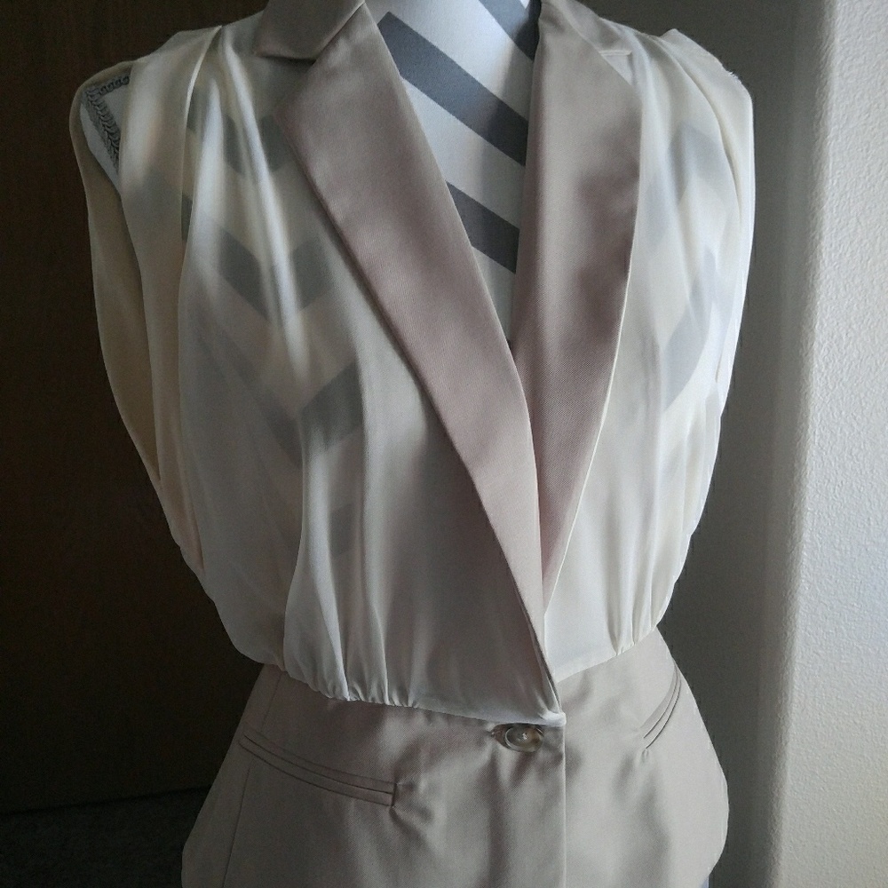 Sheer sleeveless open front blouse - size small